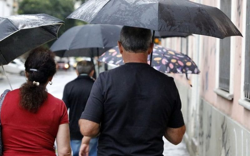 Ciclone no Sul e mudança de clima no Sudeste interrompem a onda de calor sufocante.