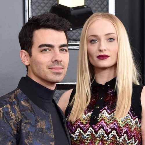 Joe Jonas responde às alegações de Sophie Turner de que ele sequestrou as filhas do casal.