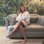 Influencer realiza procedimento para estimular produção de colágeno íntimo; entenda!
